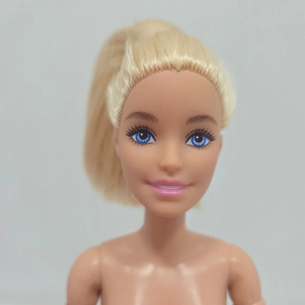Mattel 2020 Barbie Made to Move Doll Yoga Instructor Articulated Nude GXF04